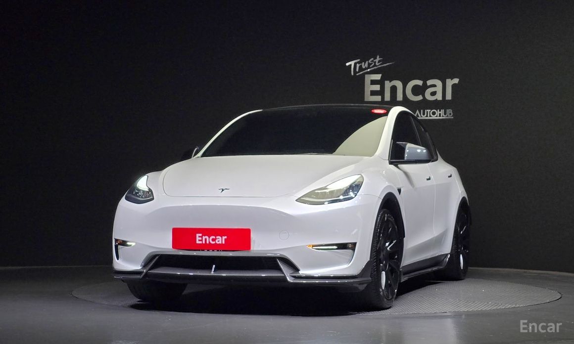 Model Y Standard Range 4