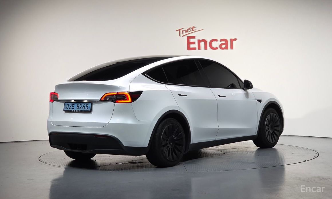 Model Y Standard Range 2