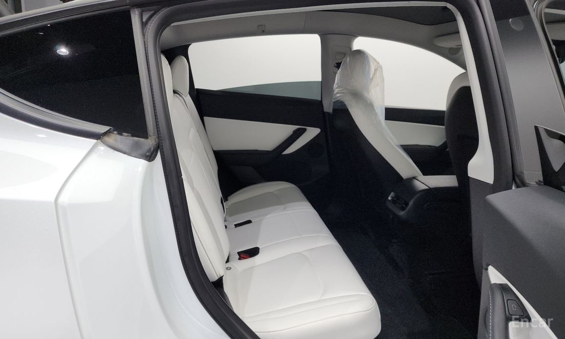 Tesla Model Y Standard Range №13