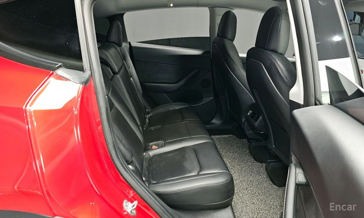 Model Y Standard Range 12