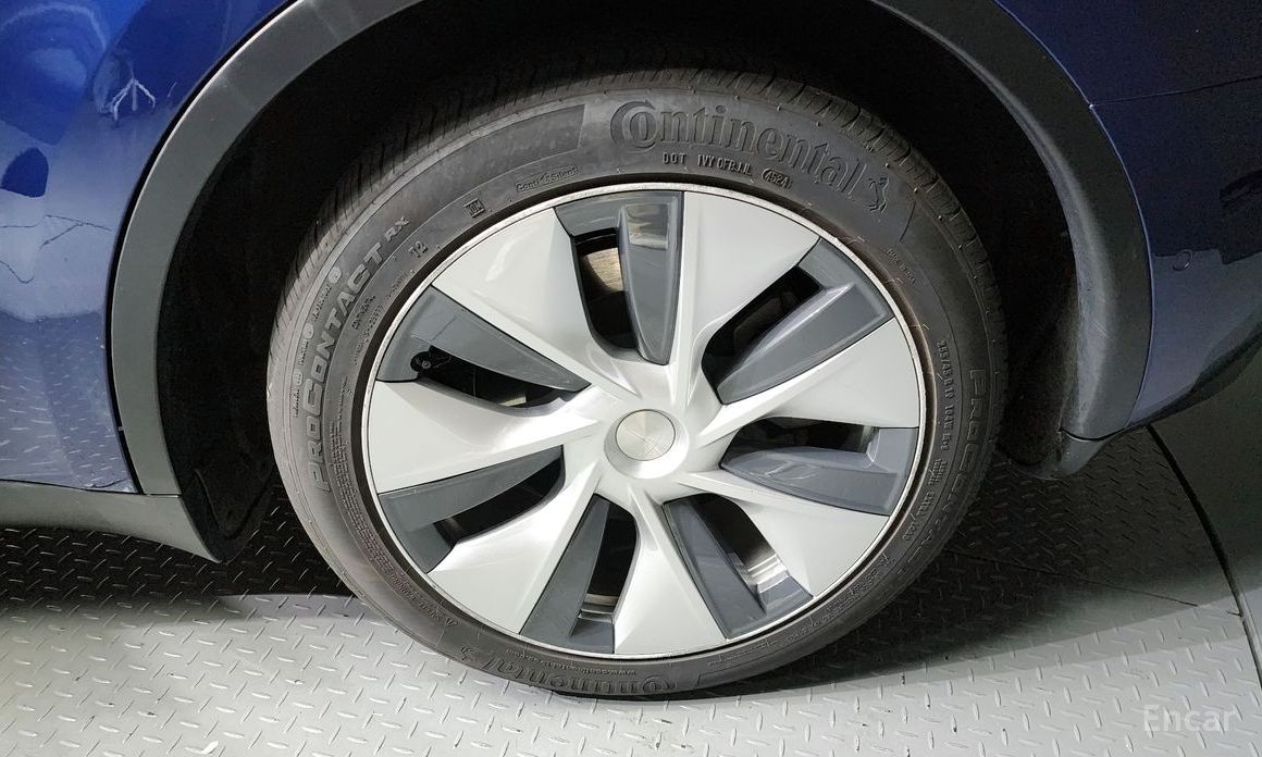 Tesla Model Y Standard Range №6