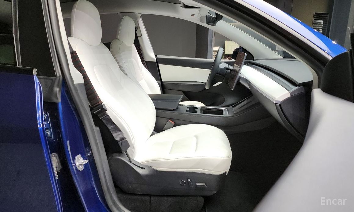 Tesla Model Y Standard Range №12