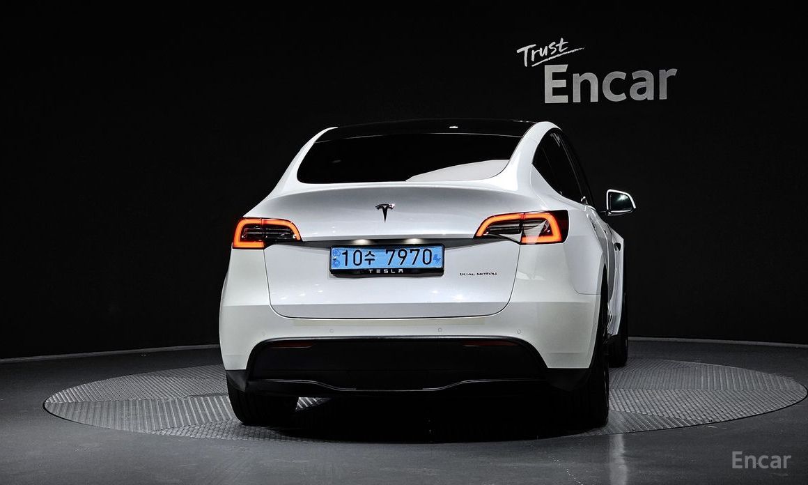 Model Y Standard Range 5