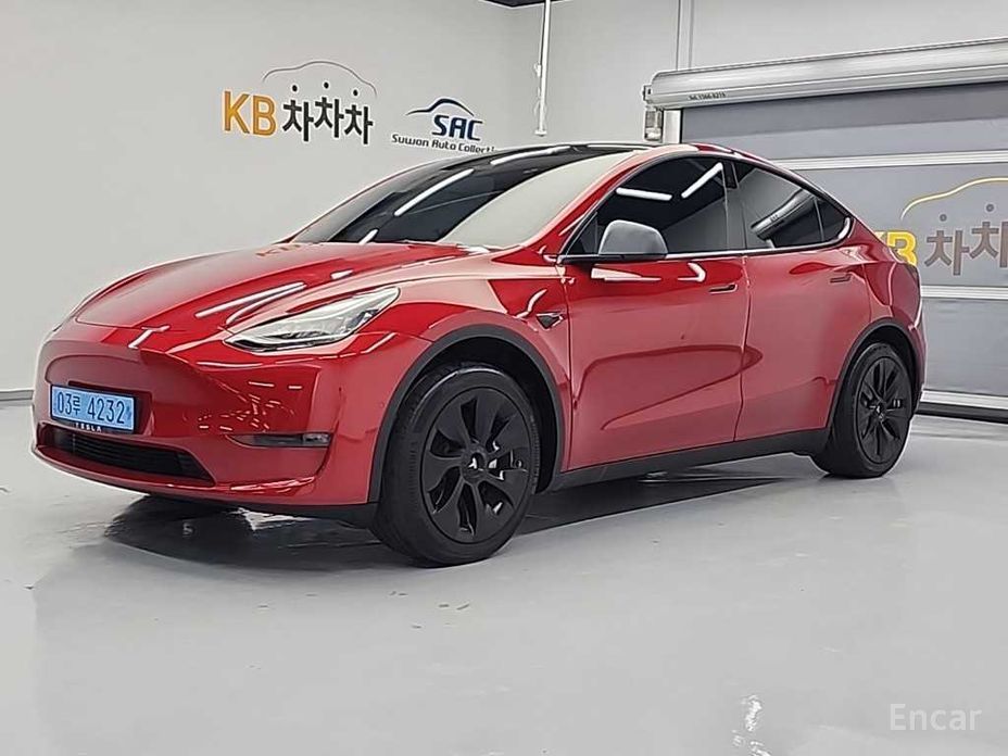 Tesla Model Y Standard Range №2