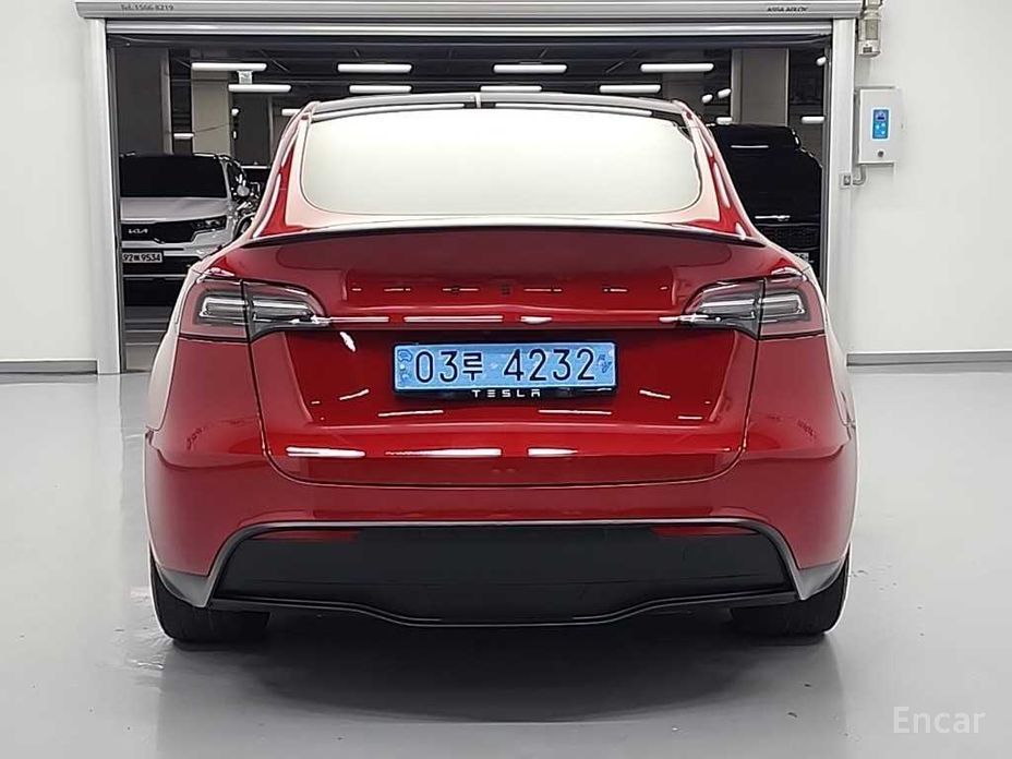 Tesla Model Y Standard Range №4