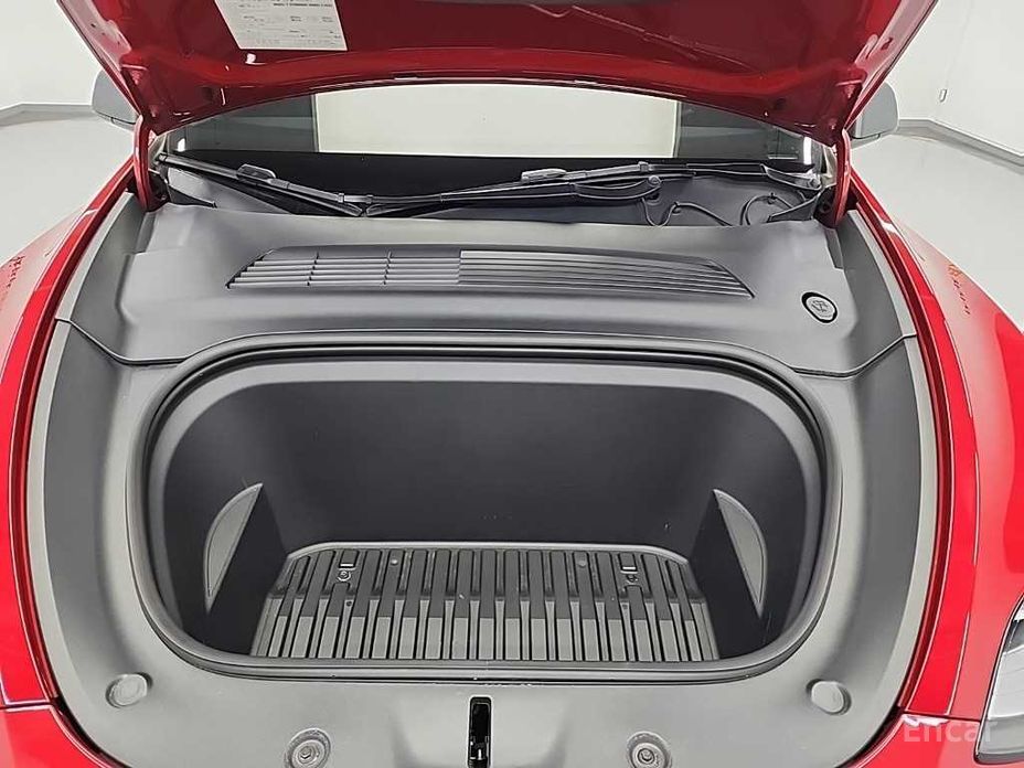 Tesla Model Y Standard Range №6