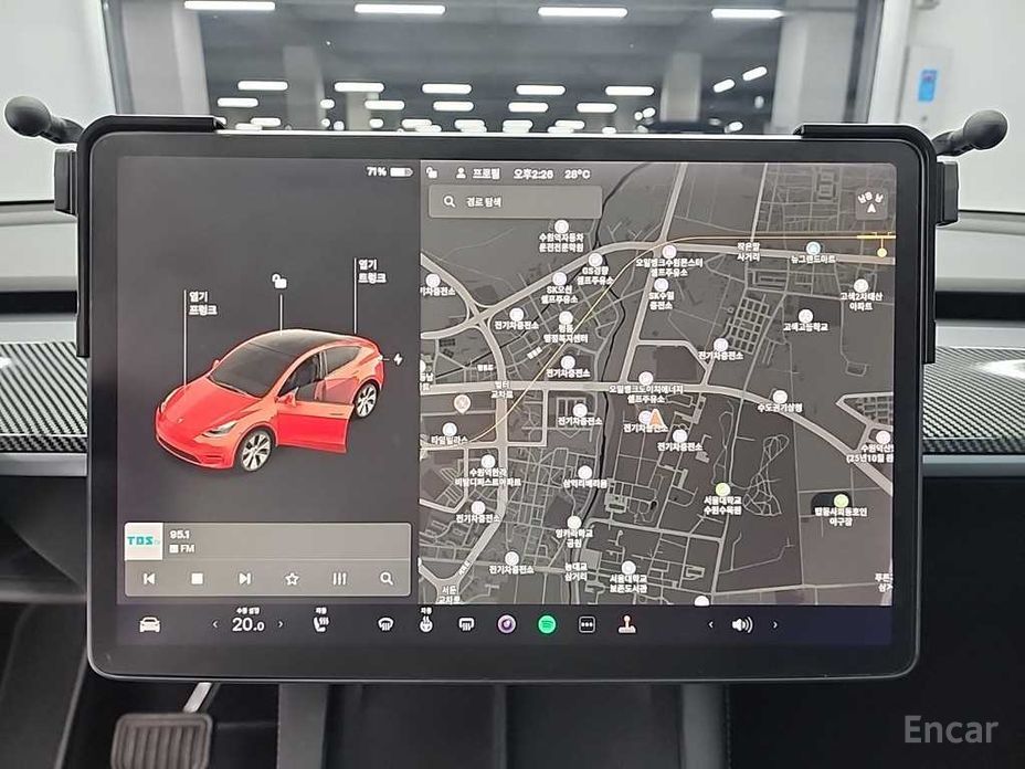 Tesla Model Y Standard Range №14
