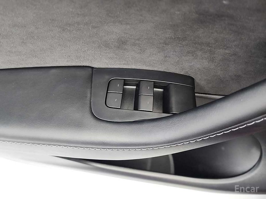 Tesla Model Y Standard Range №16