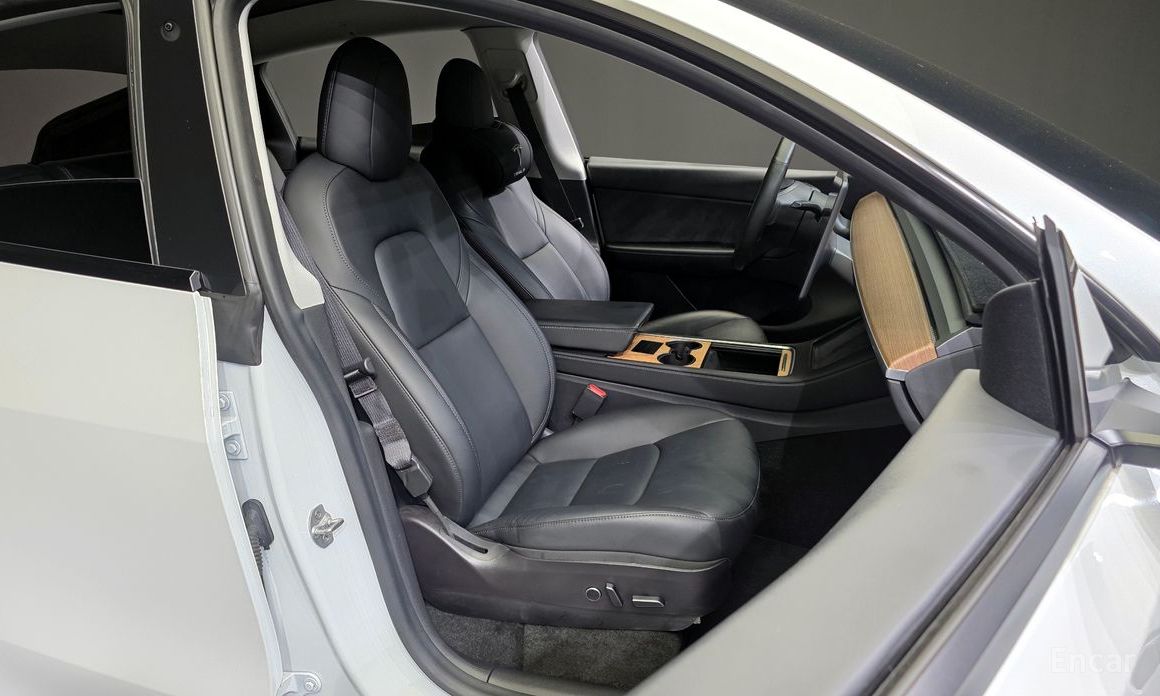 Model Y Standard Range 13