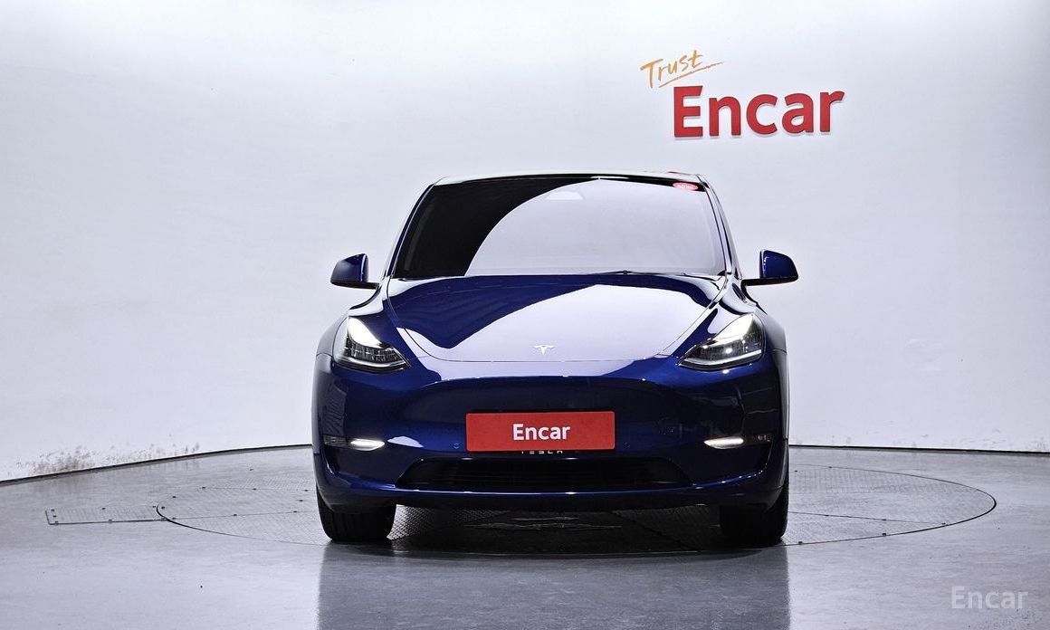 Model Y Standard Range 4