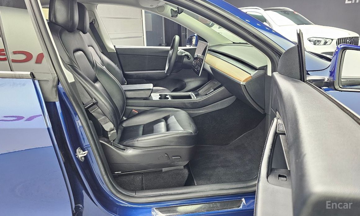 Model Y Standard Range 12