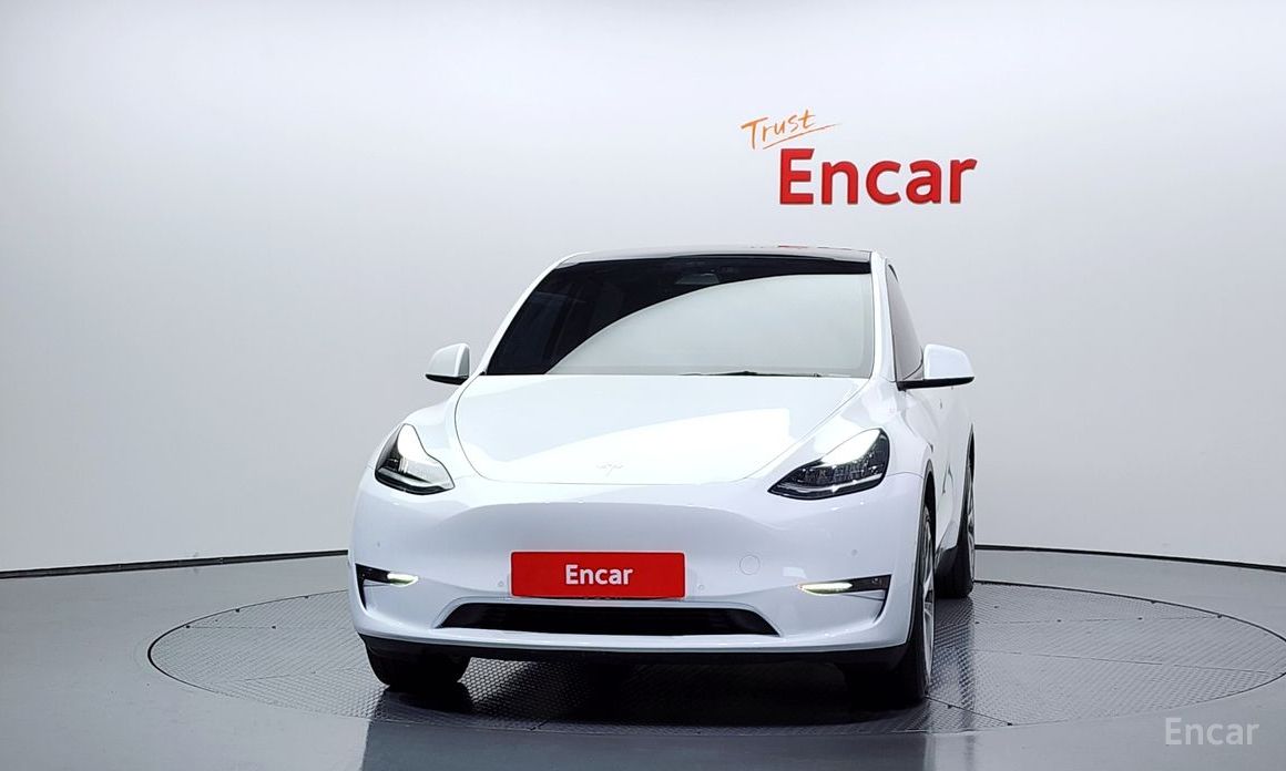 Model Y Standard Range 4