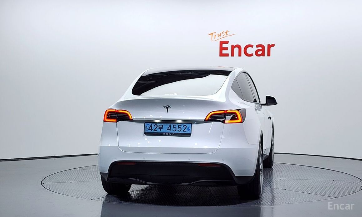 Model Y Standard Range 5