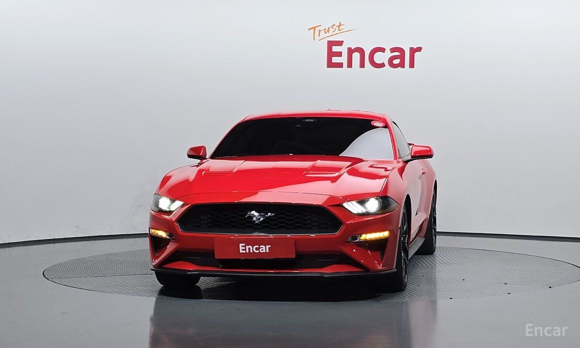 Mustang Coupe 4