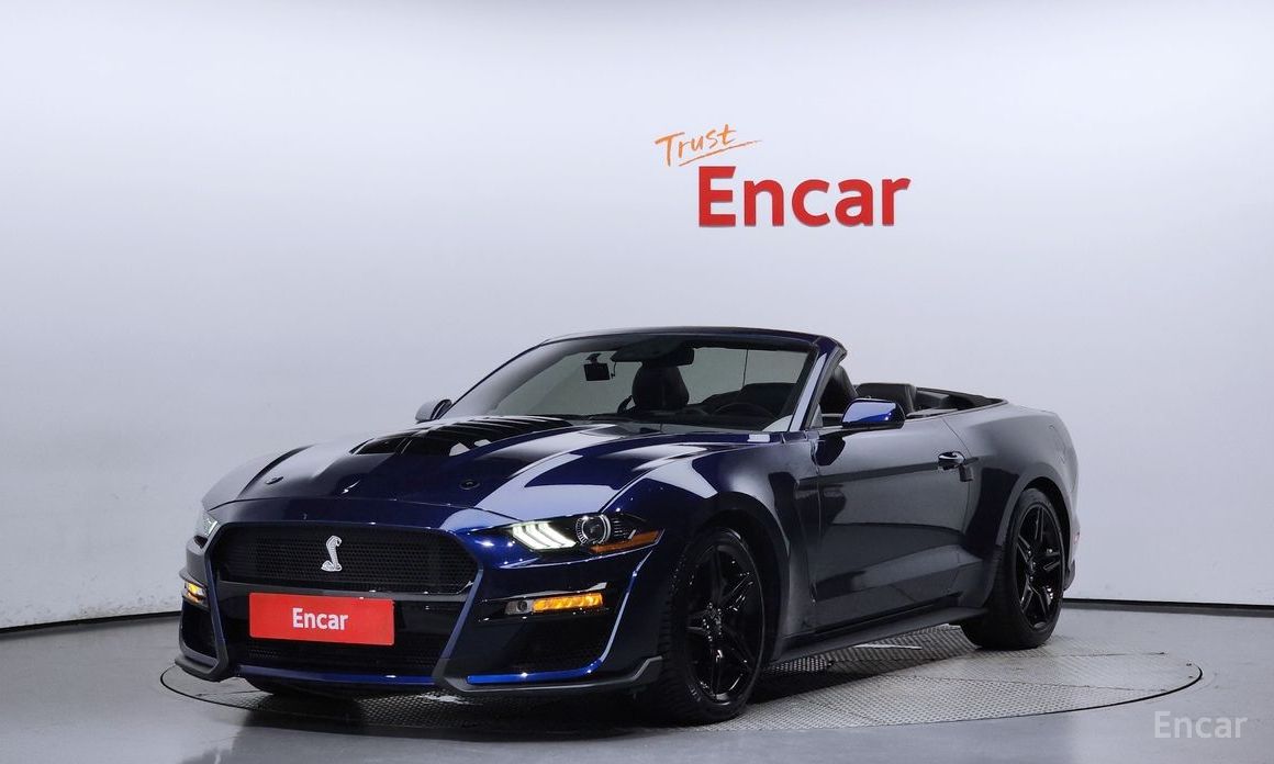 Mustang GT Convertible 2