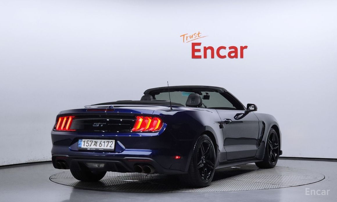 Mustang GT Convertible 3