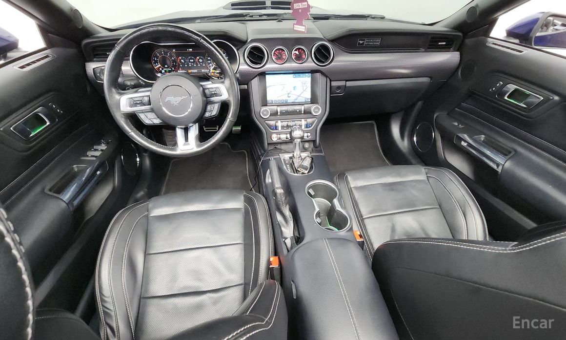 Mustang GT Convertible 8