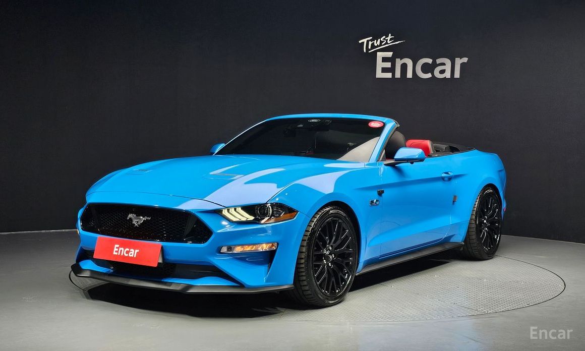 Ford Mustang GT Convertible №2