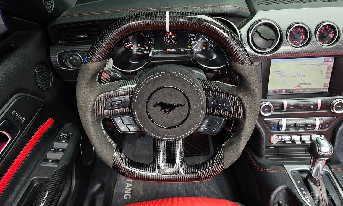 Ford Mustang GT Convertible №16