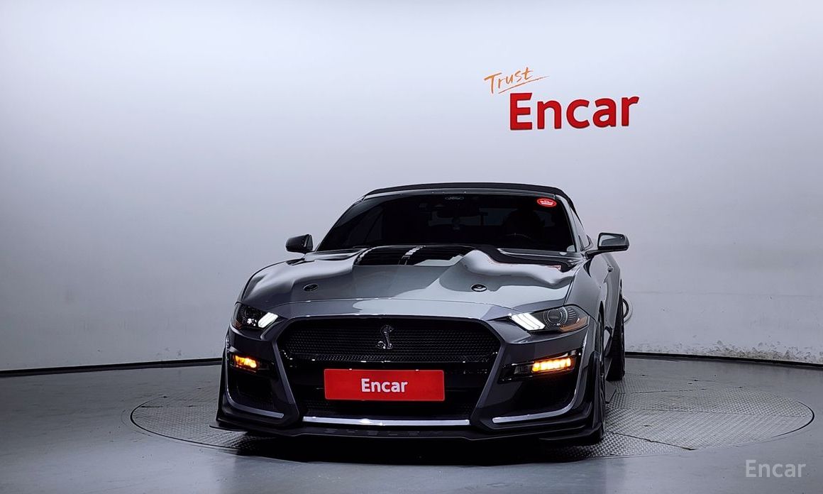 Ford Mustang GT Convertible №4