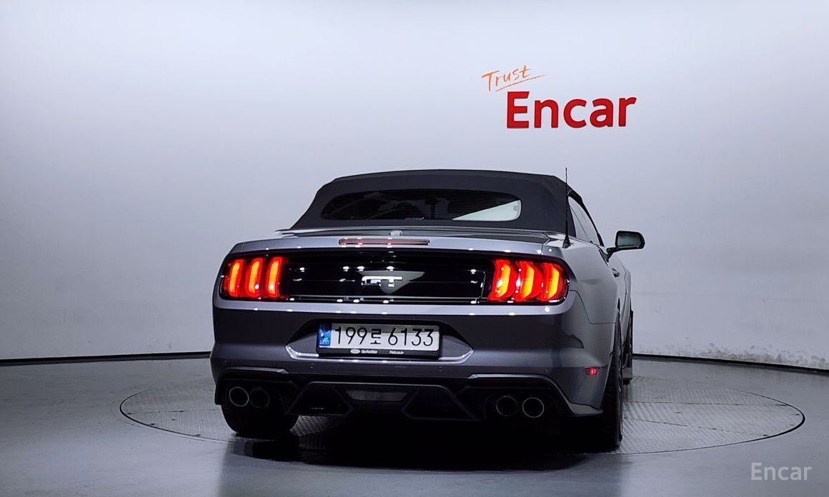 Ford Mustang GT Convertible №5