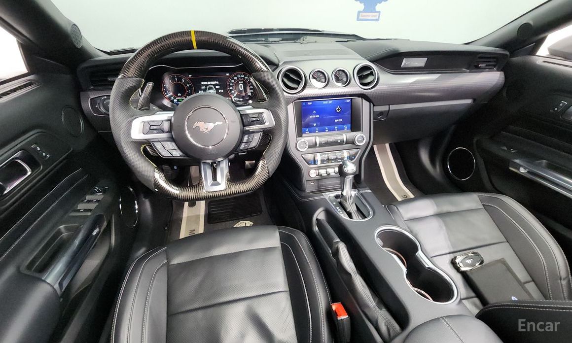 Ford Mustang GT Convertible №8