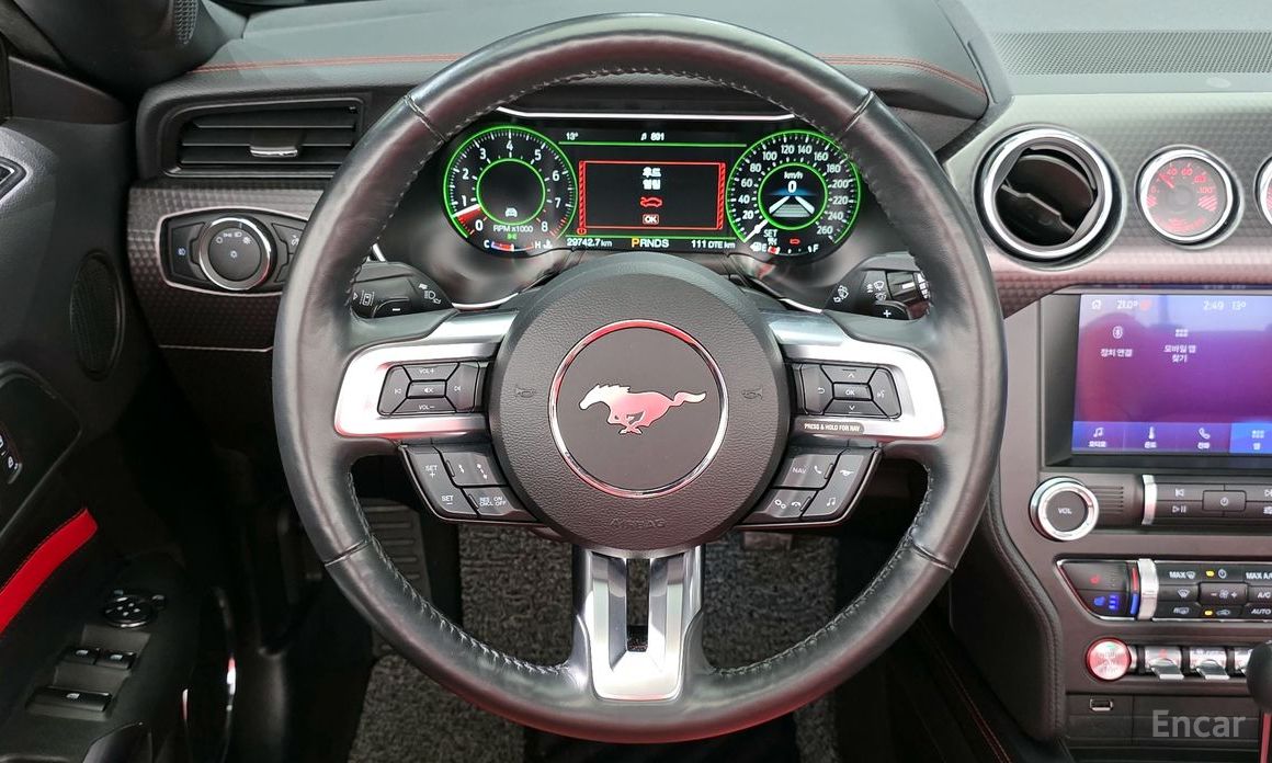 Mustang GT Convertible 14
