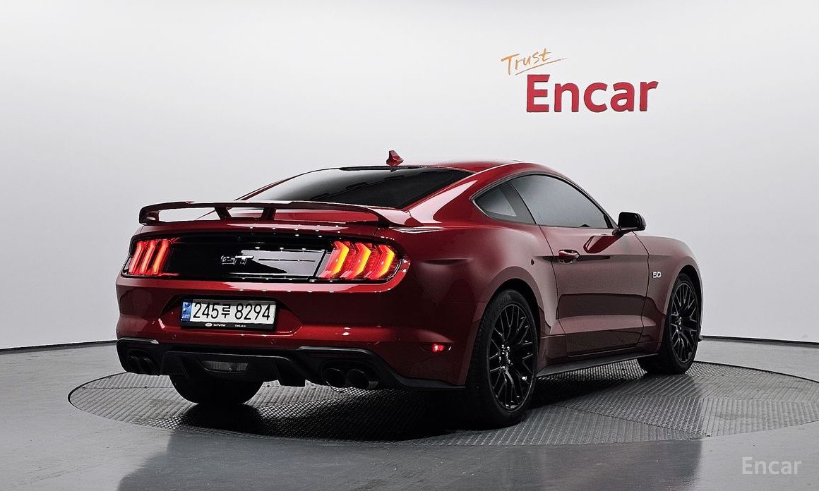 Ford Mustang GT Coupe №3