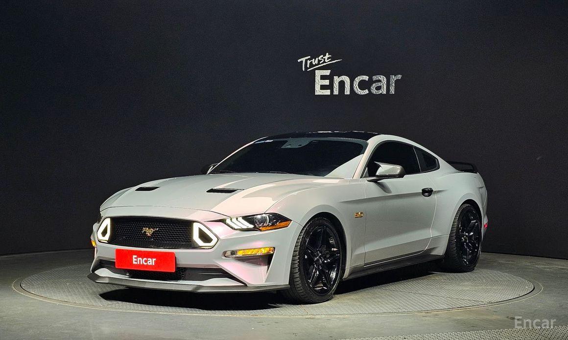 Mustang GT Coupe 2