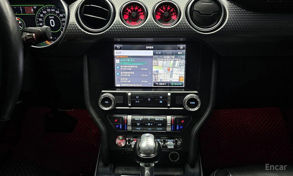 Mustang GT Coupe 15