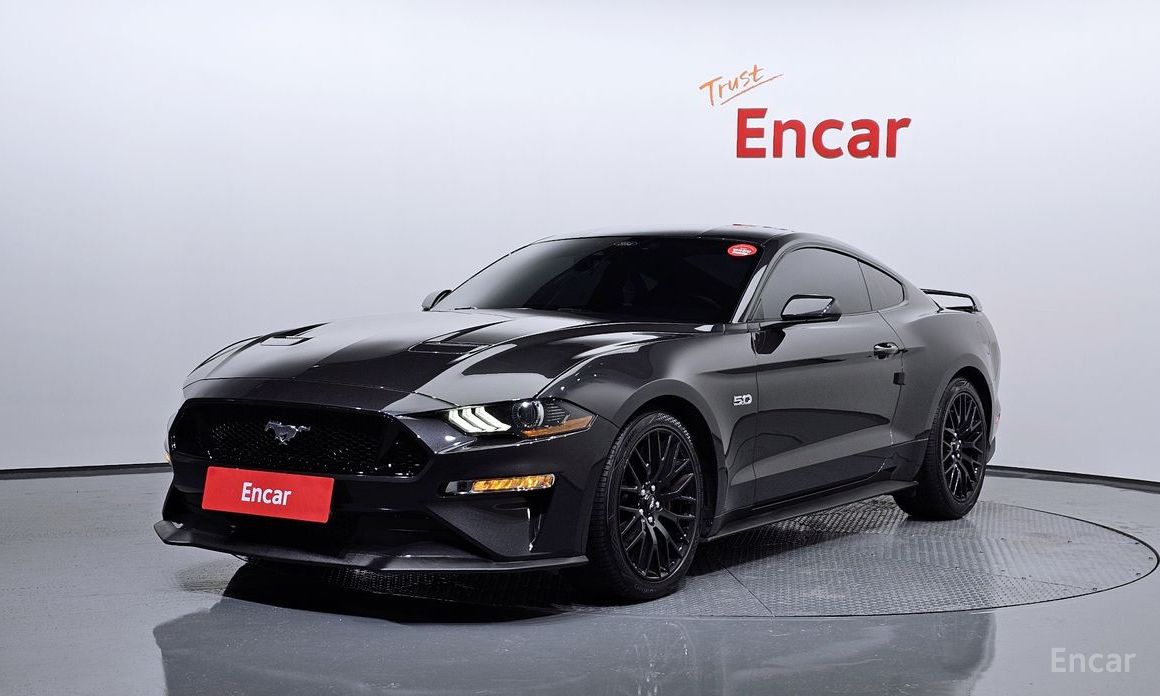 Mustang GT Coupe 2
