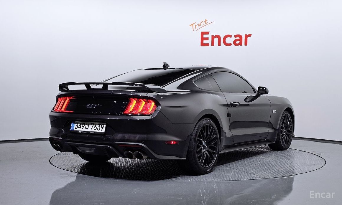 Mustang GT Coupe 3