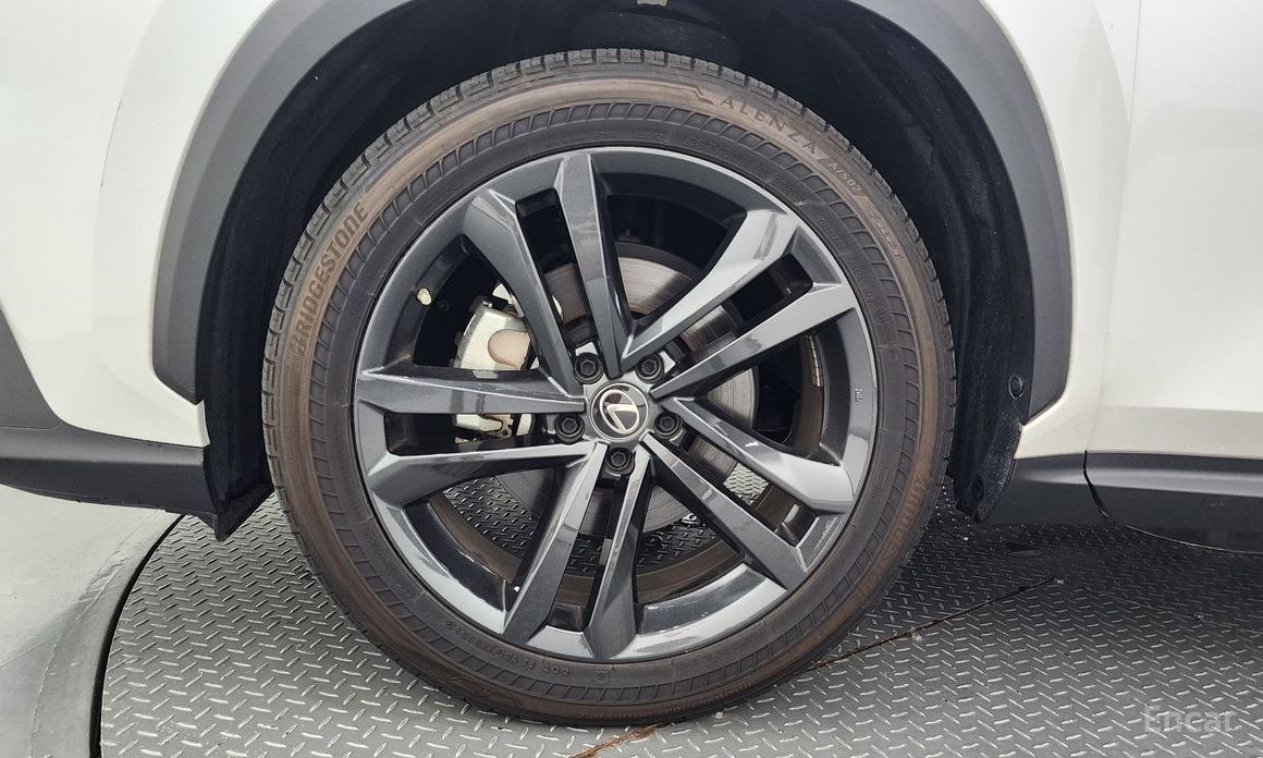 NX350h Second Generation Premium 6
