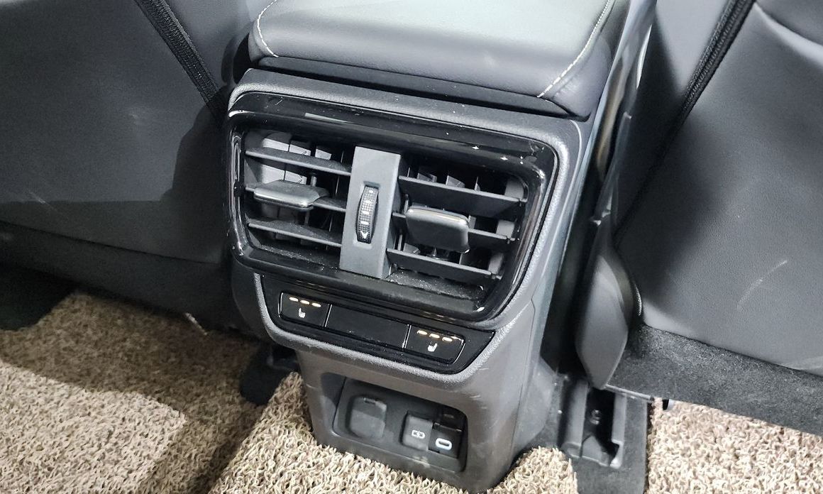 NX350h Second Generation Premium 19