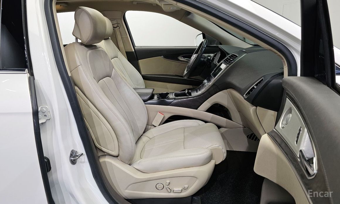Nautilus 1st Generation 2. 7 202A AWD 13