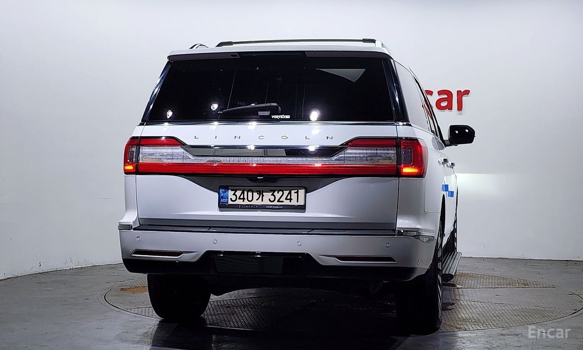 Navigator 4th Generation 3.5L 5