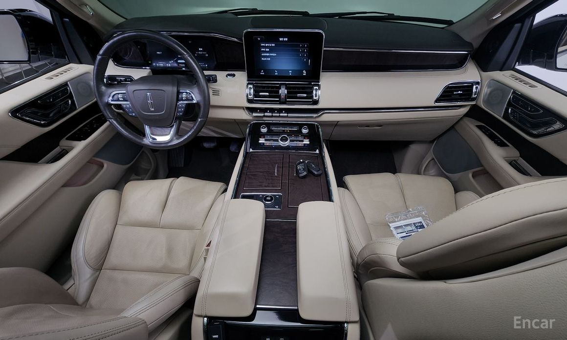 Navigator 4th Generation 3.5L 8