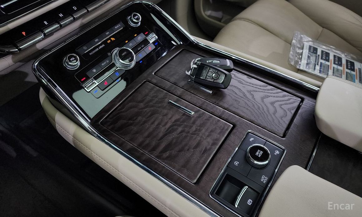Navigator 4th Generation 3.5L 18