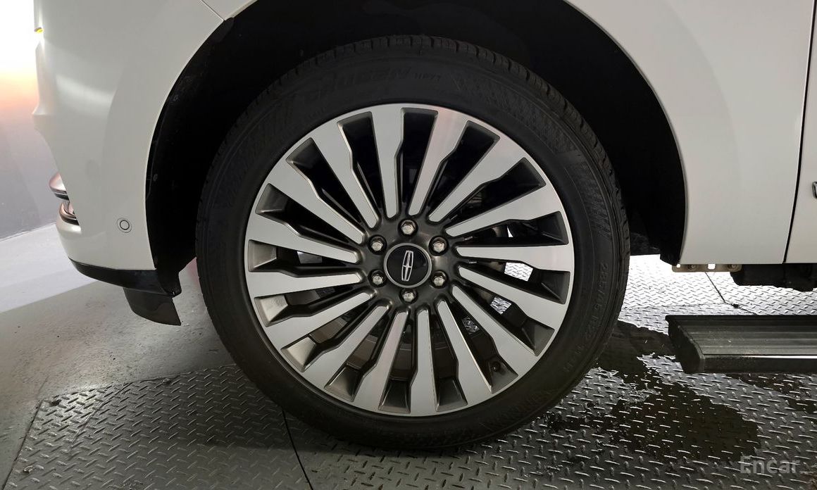 Navigator 4th Generation 3.5L 6