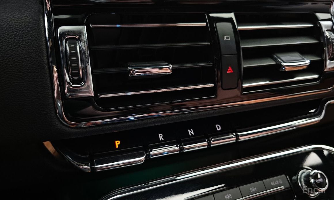 Navigator 4th Generation 3.5L 10