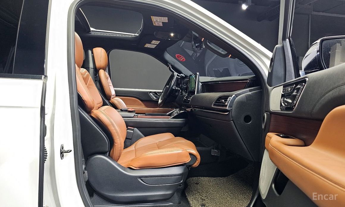 Navigator 4th Generation 3.5L 13