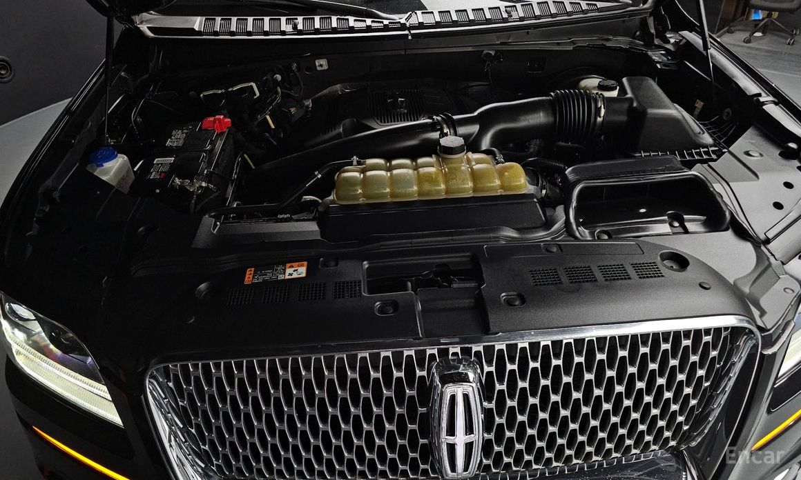 Navigator 4th Generation 3.5L 7