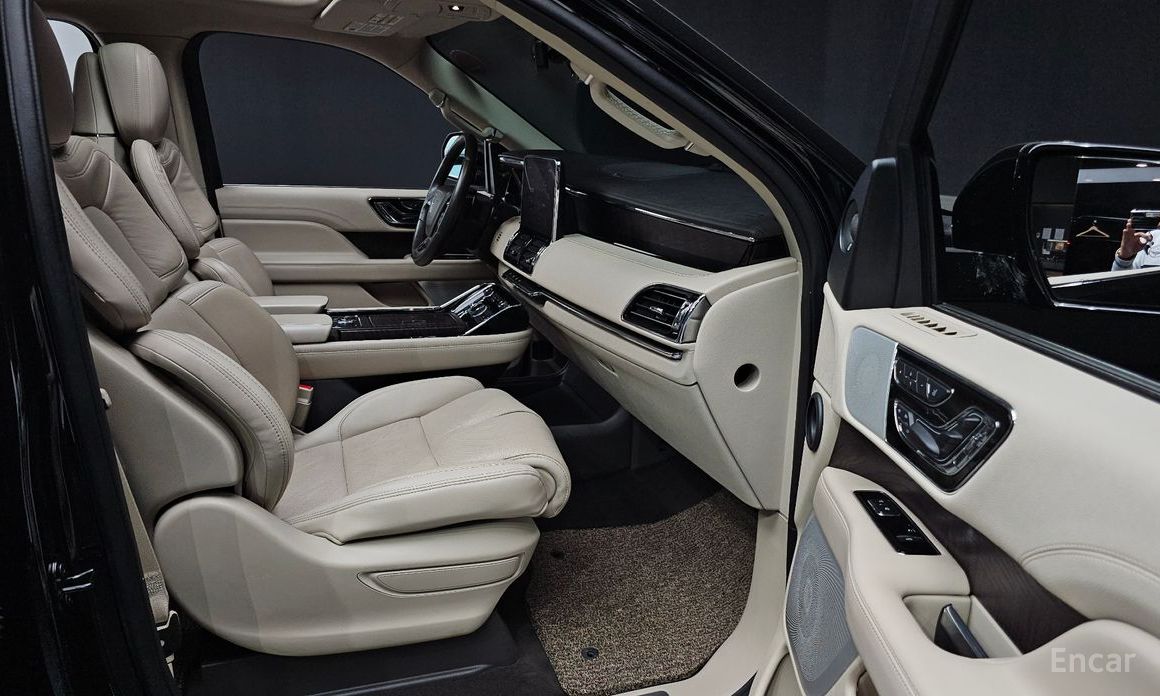 Navigator 4th Generation 3.5L 11