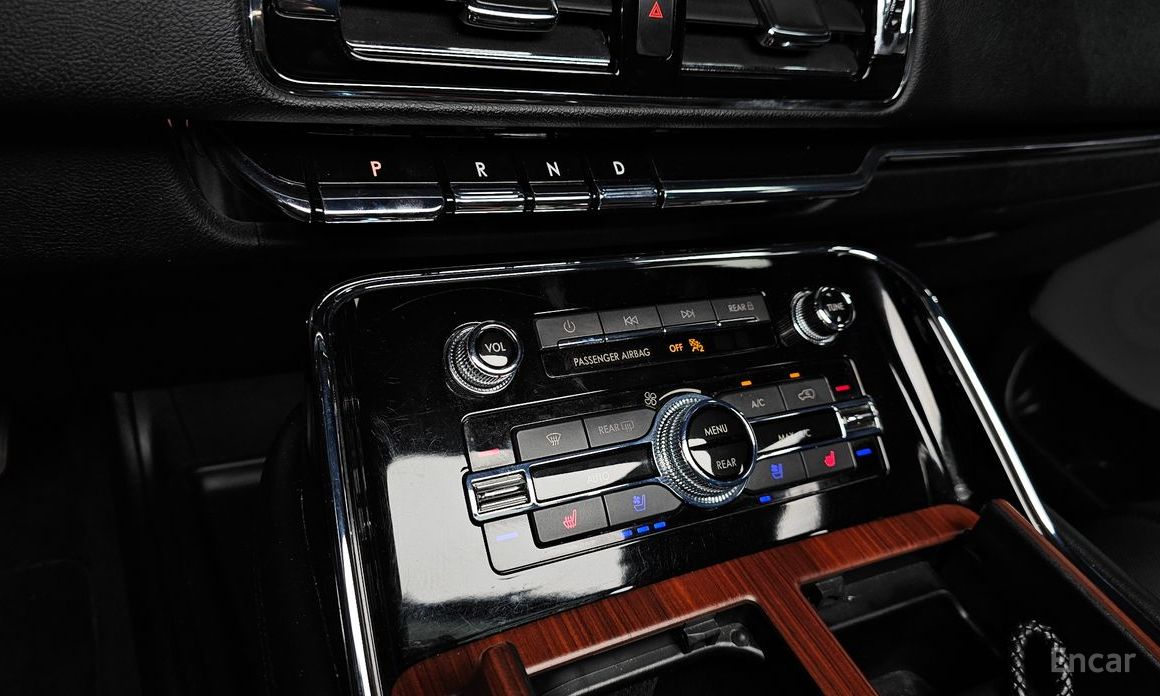 Navigator 4th Generation 3.5L 10