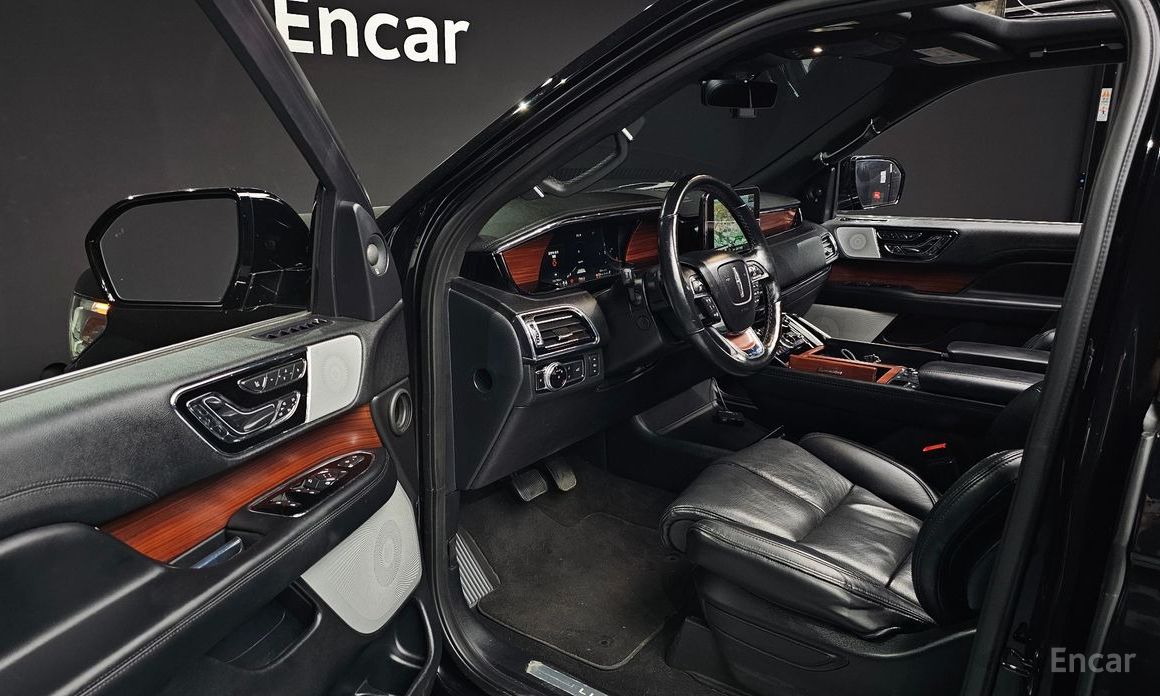 Navigator 4th Generation 3.5L 12