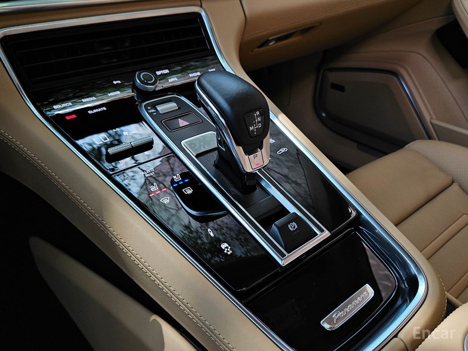 Panamera (971) 2.9 AWD 10