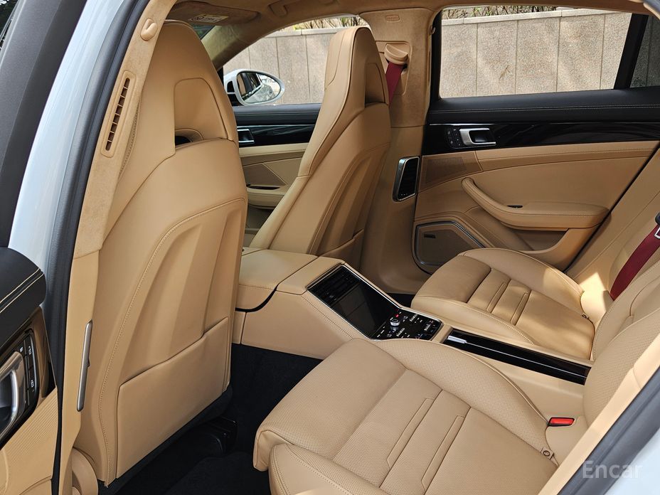 Panamera (971) 2.9 AWD 18