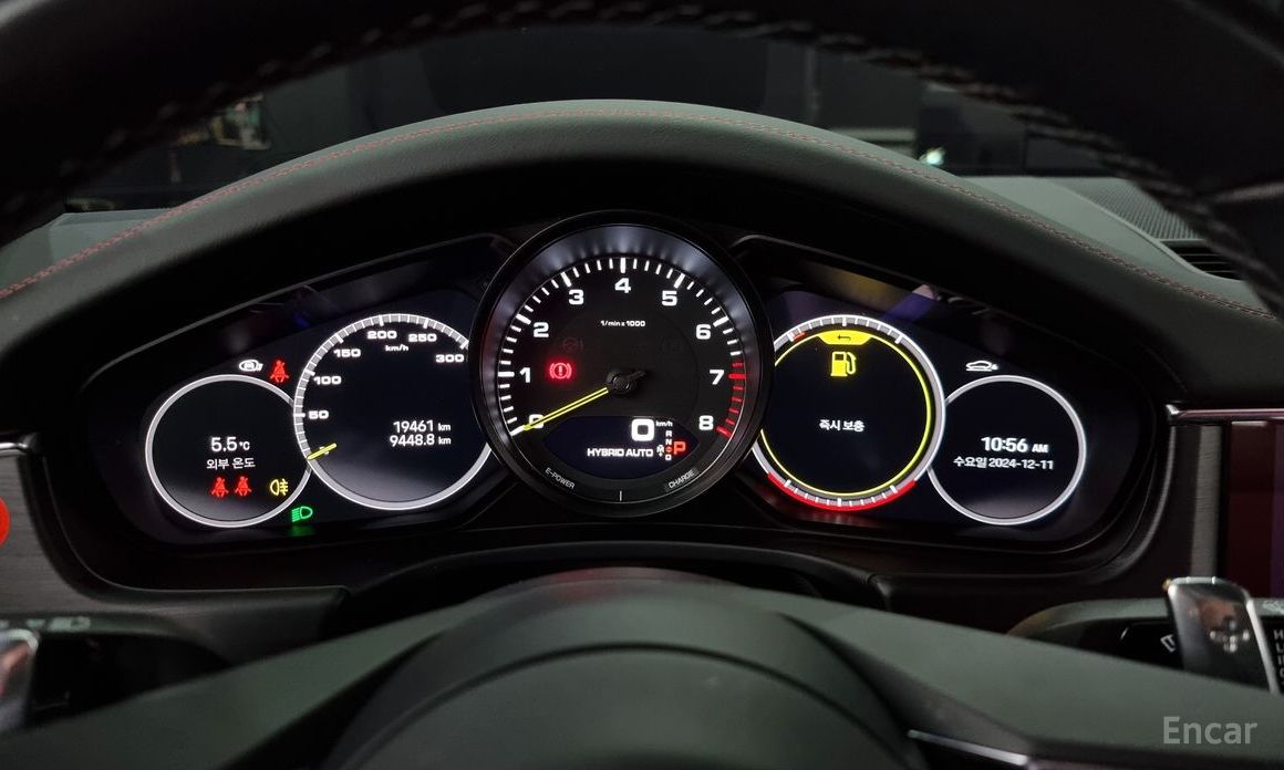 Panamera (971) 2.9 AWD E-Hybrid Platinum Edition 9