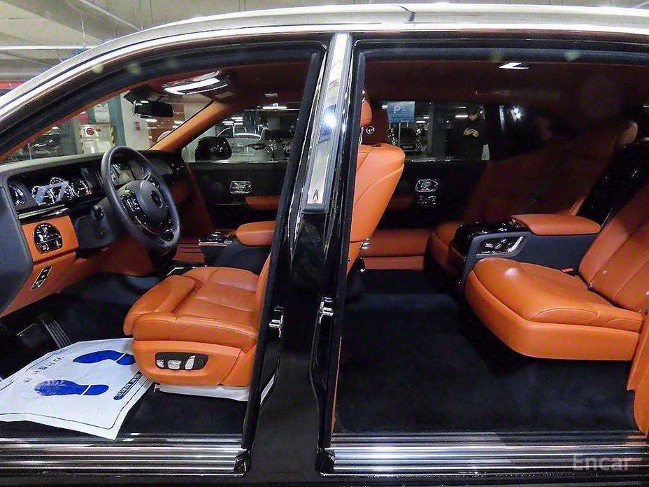 Phantom 6. 7 EWB V12 13