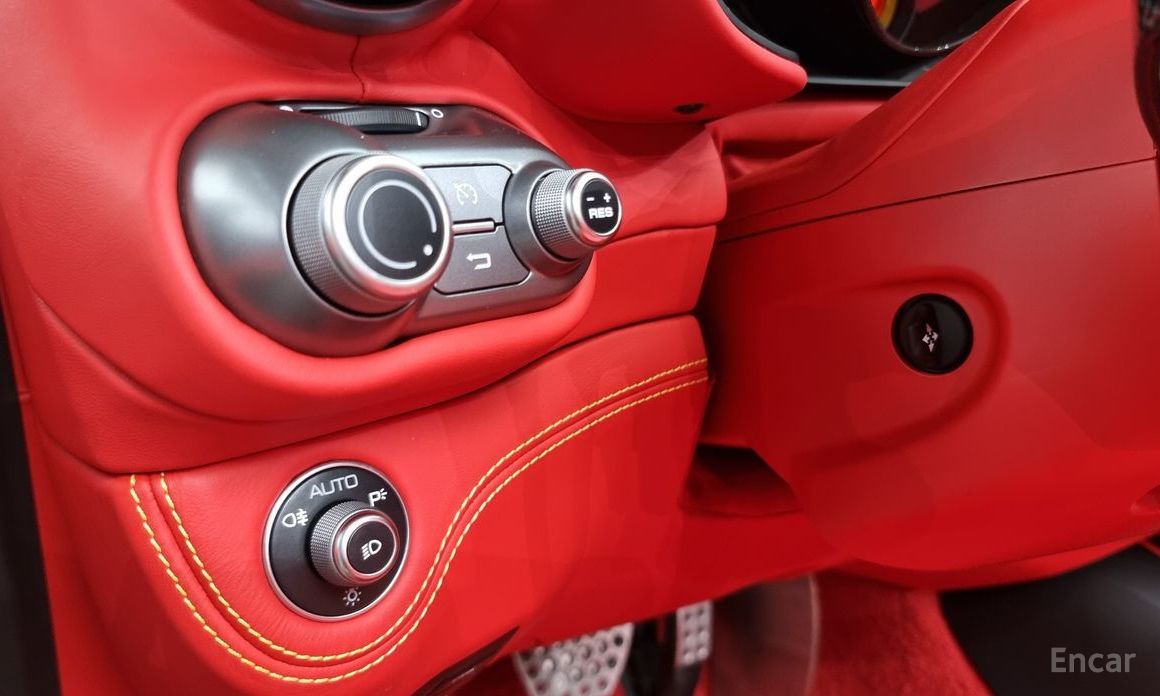 Ferrari Portofino M 3.9 V8 №14